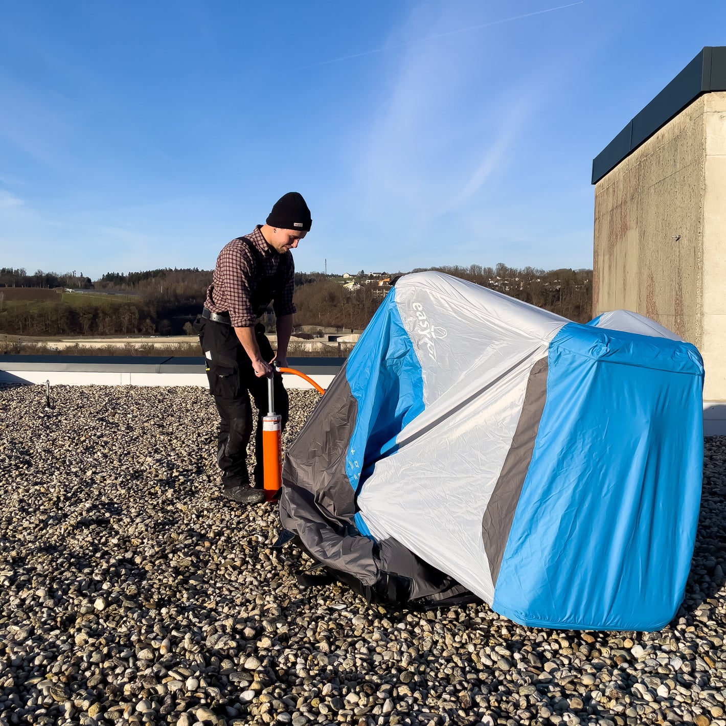 Baustellentoilette-easyToilet-tragbare-WC-Kabine-Baustellenklo-zum-aufblasen-kompakt-und-autark-mobiles-WC-Hygiene-zum-aufstellen-kaufen-neu